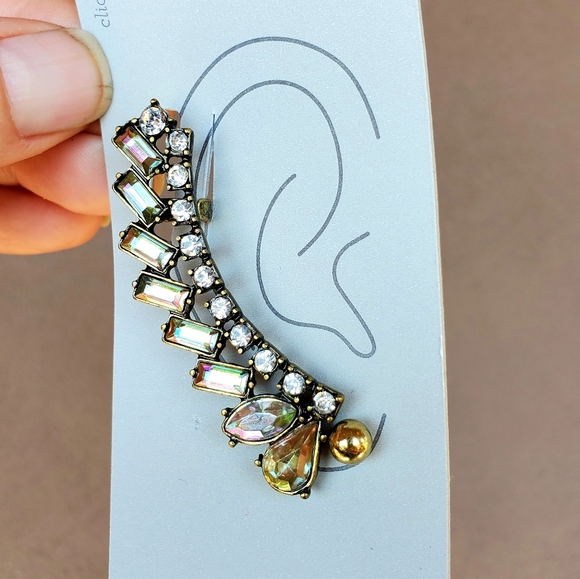 New Unique Click-Six Rhinestone Crystal Ear Cuff - Picture 9 of 11